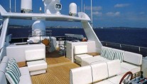 LADYSHIP -  Top Deck 3